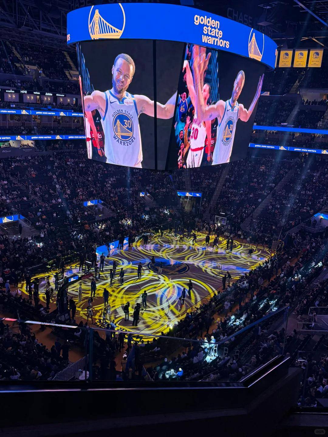 澳门NBA名场面！马云猛拍成龙大腿章子怡热聊梁朝伟穿了秋裤